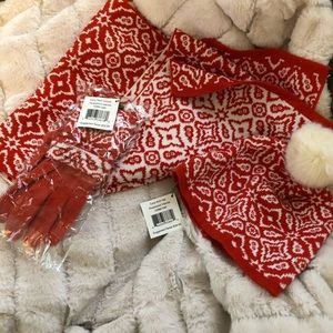 Hat, scarf and glove set